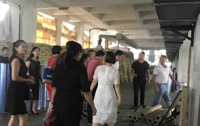 熱烈歡迎佛山市河南省商會(huì)領(lǐng)導(dǎo)蒞臨廣一塑薄膜有限公司參觀指導(dǎo)工作！